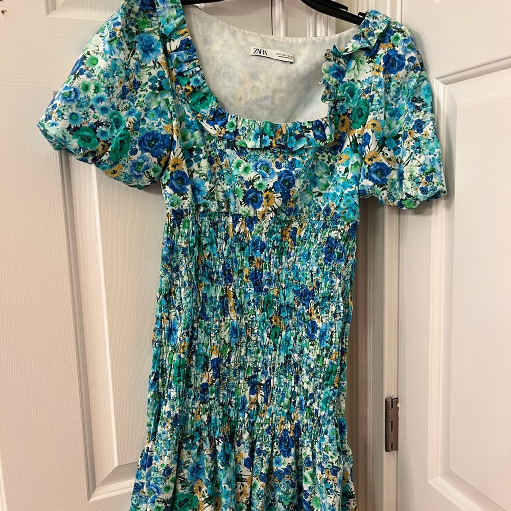 Zara smocked floral dress